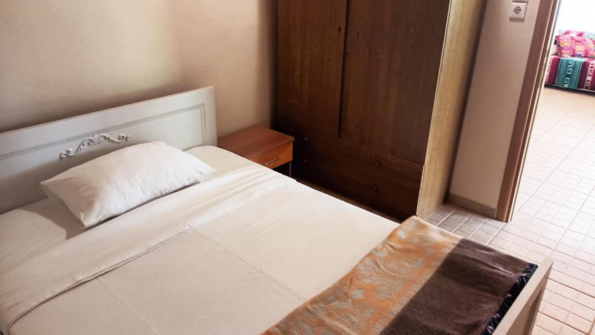 Vila Olives House Vromonérion Pokoj fotografie
